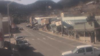 Weather camera view of Overland Hotel.