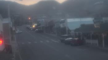 Weather camera view of Overland Hotel.