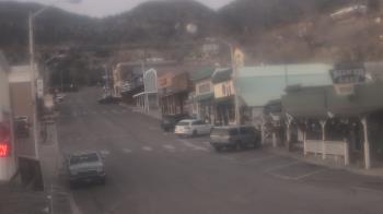 Weather camera view of Overland Hotel.