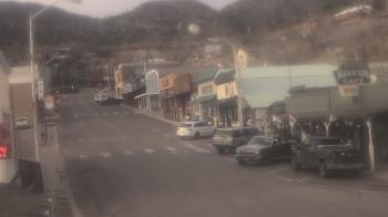 Weather camera view of Overland Hotel.