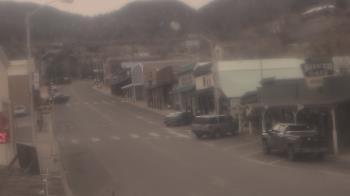 Weather camera view of Overland Hotel.