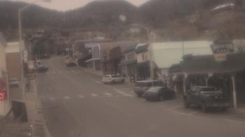 Weather camera view of Overland Hotel.