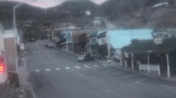Weather camera view of Overland Hotel.