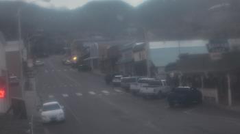 Weather camera view of Overland Hotel.