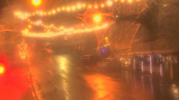 Weather camera view of Overland Hotel.