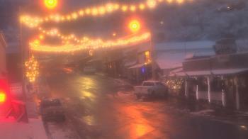 Weather camera view of Overland Hotel.