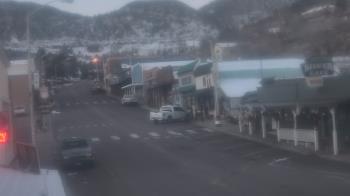 Weather camera view of Overland Hotel.