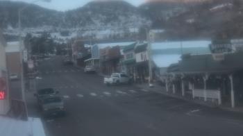 Weather camera view of Overland Hotel.