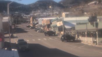 Weather camera view of Overland Hotel.