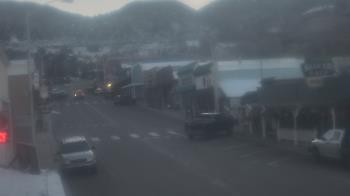 Weather camera view of Overland Hotel.