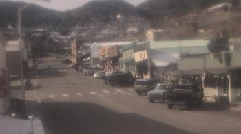 Weather camera view of Overland Hotel.