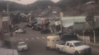 Weather camera view of Overland Hotel.