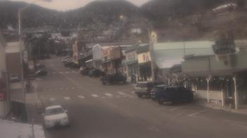 Weather camera view of Overland Hotel.