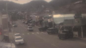 Weather camera view of Overland Hotel.