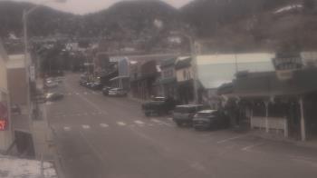 Weather camera view of Overland Hotel.