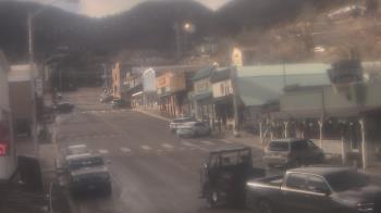 Weather camera view of Overland Hotel.