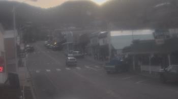 Weather camera view of Overland Hotel.