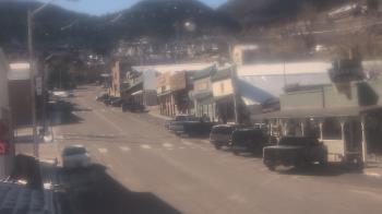 Weather camera view of Overland Hotel.