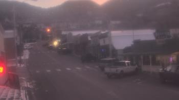 Weather camera view of Overland Hotel.