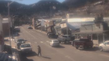 Weather camera view of Overland Hotel.