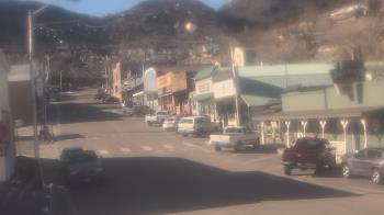 Weather camera view of Overland Hotel.