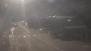 Weather camera view of Overland Hotel.