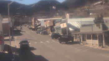 Weather camera view of Overland Hotel.