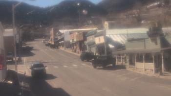 Weather camera view of Overland Hotel.