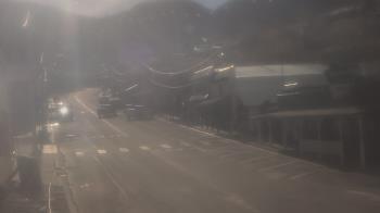 Weather camera view of Overland Hotel.