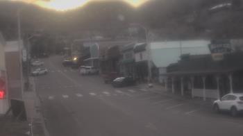 Weather camera view of Overland Hotel.