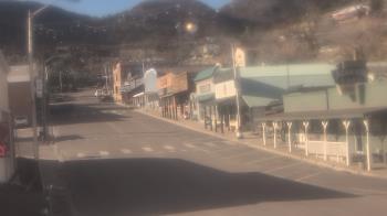 Weather camera view of Overland Hotel.