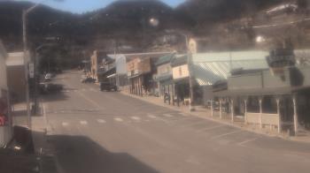 Weather camera view of Overland Hotel.