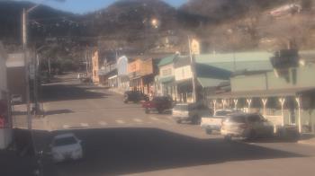 Weather camera view of Overland Hotel.