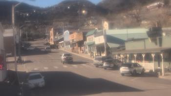 Weather camera view of Overland Hotel.