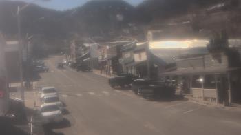 Weather camera view of Overland Hotel.