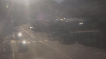 Weather camera view of Overland Hotel.