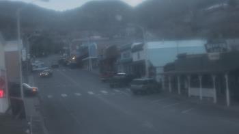 Weather camera view of Overland Hotel.