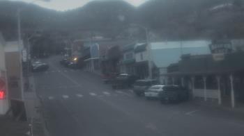 Weather camera view of Overland Hotel.