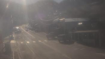 Weather camera view of Overland Hotel.