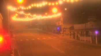 Weather camera view of Overland Hotel.