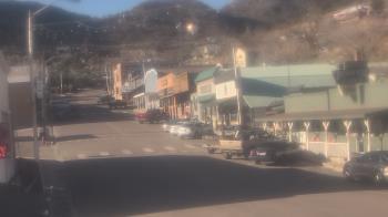 Weather camera view of Overland Hotel.