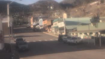 Weather camera view of Overland Hotel.