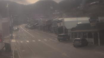 Weather camera view of Overland Hotel.