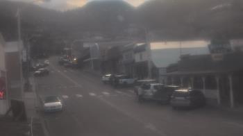 Weather camera view of Overland Hotel.
