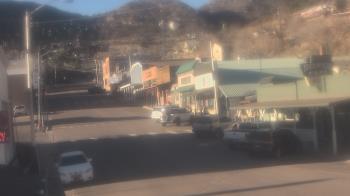 Weather camera view of Overland Hotel.