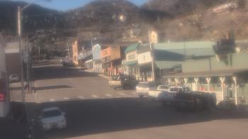 Weather camera view of Overland Hotel.