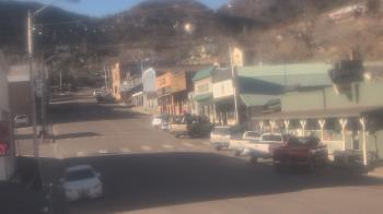 Weather camera view of Overland Hotel.