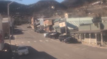 Weather camera view of Overland Hotel.