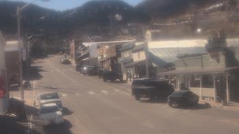 Weather camera view of Overland Hotel.