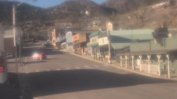 Weather camera view of Overland Hotel.